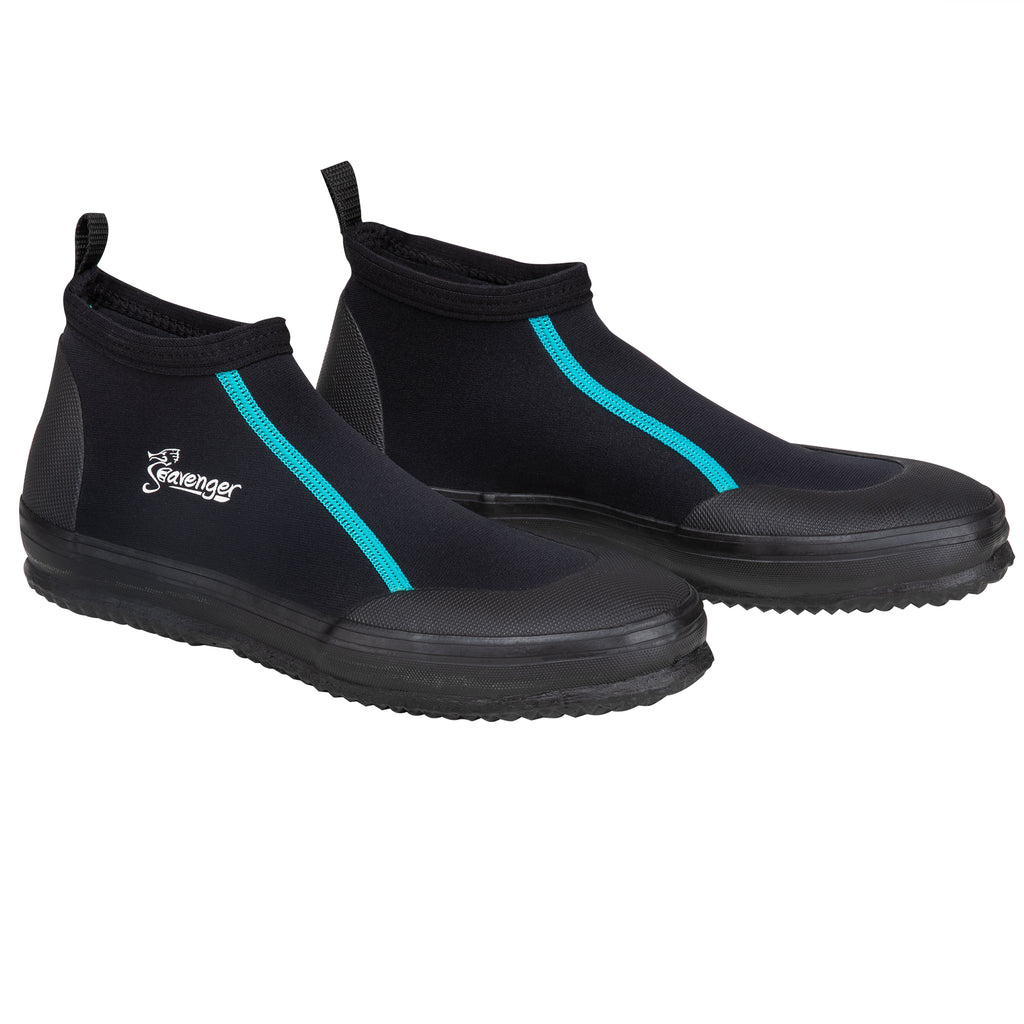short black dive booties with teal stitching